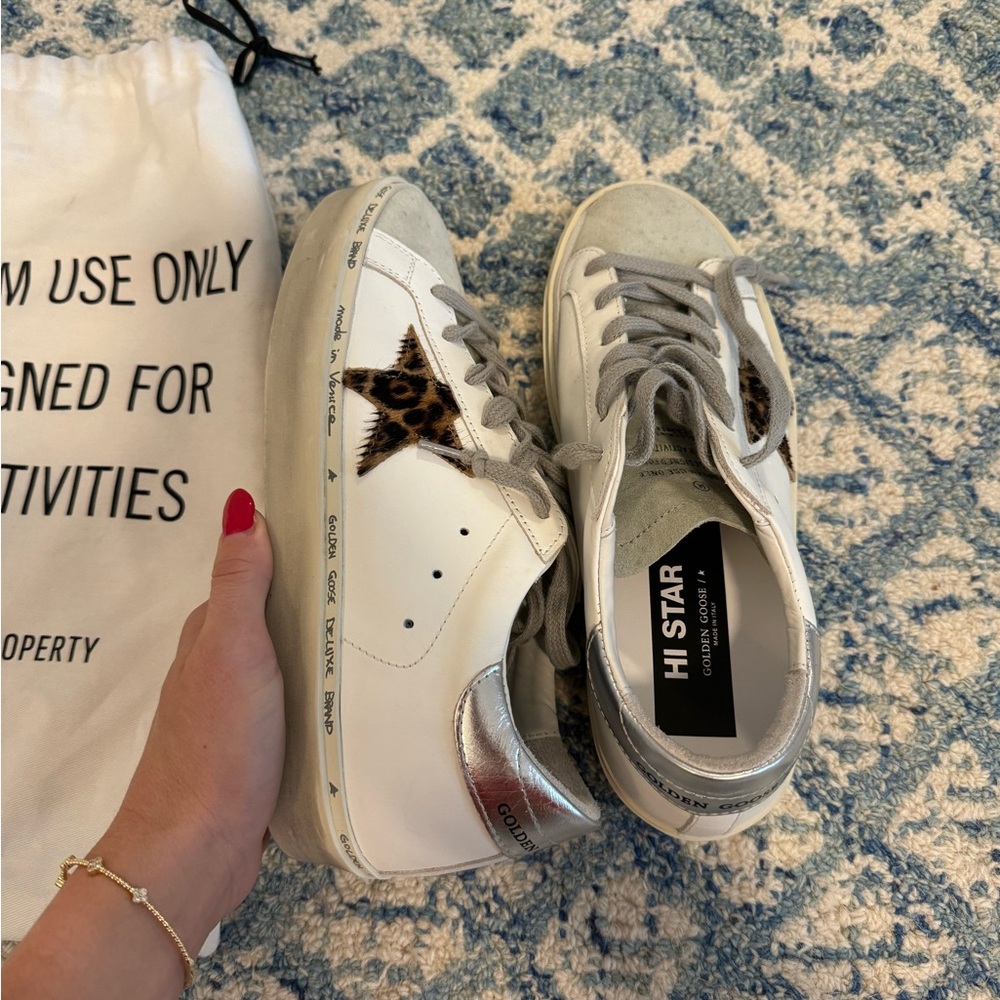Brand new, never worn Golden Goose sneakers.size 38.